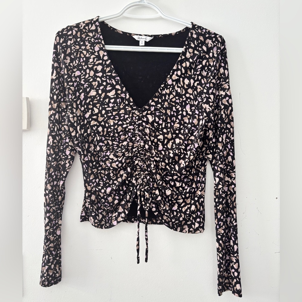 Reitmans Black and Pink Patterned Blouse 💜
